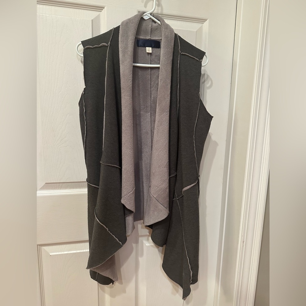 Women’s Francesca’s Shearling Gray Vest